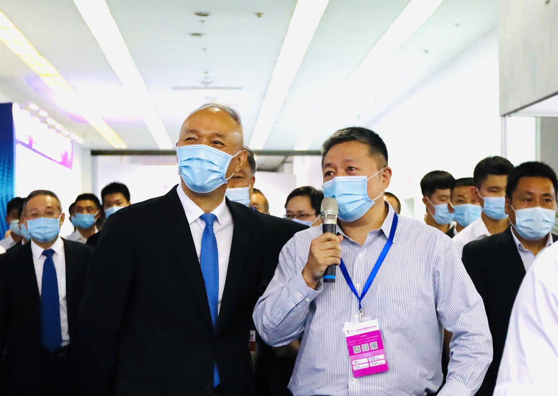操农村老肥逼【热点聚焦】蔡奇书记视察科博会首科院——工发组织联合展区，创新成果引起广泛关注